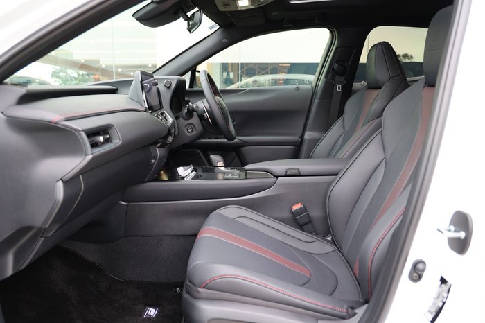 2026 Lexus UX300h UX300h F Sport AWD 2.0L Hybrid Auto E-CVT SUV B402430 002