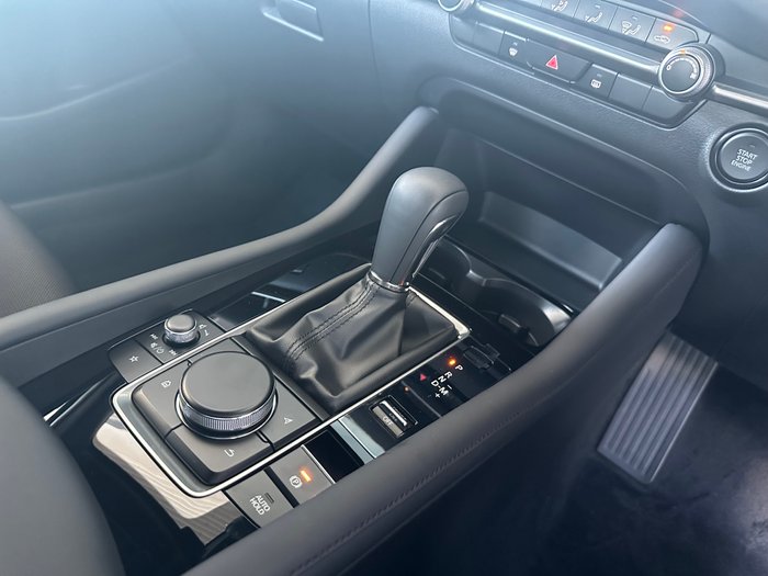 2025 Mazda 3 G20 Pure