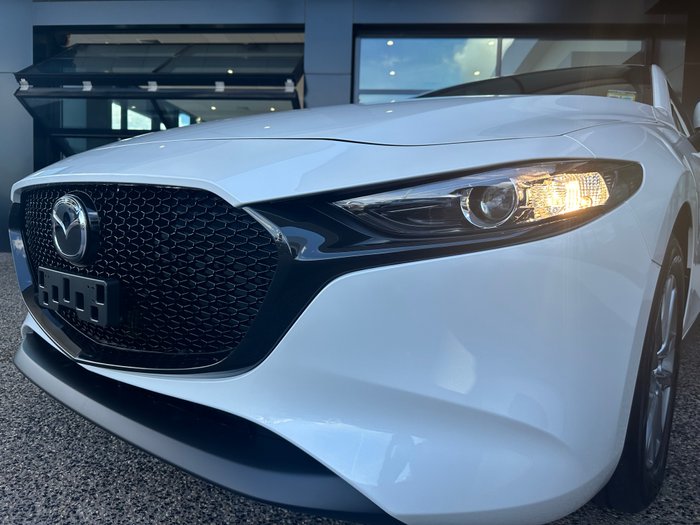 2025 Mazda 3 G20 Pure