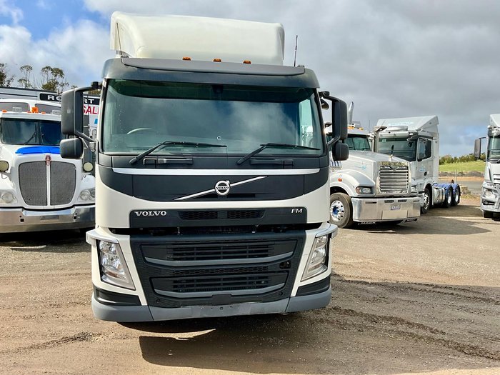 2018 Volvo Fm 450 Low Klm 397000 Klm Hist Hyd Rwc $150000+Gst FM450 SLEEPER WHITE