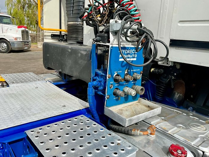 2018 Volvo Fm 450 Low Klm 397000 Klm Hist Hyd Rwc $150000+Gst FM450 SLEEPER WHITE