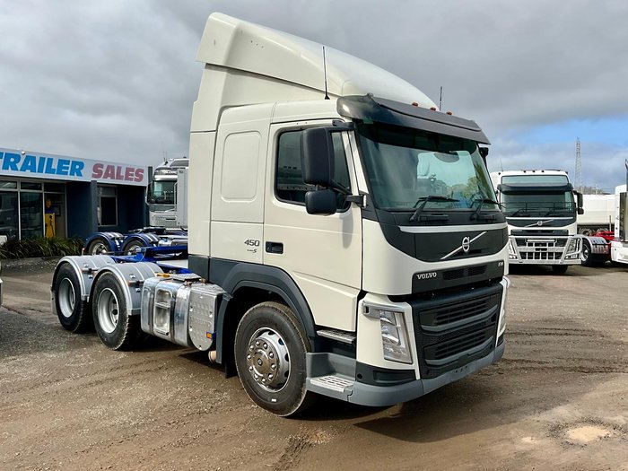 2018 Volvo Fm 450 Low Klm 397000 Klm Hist Hyd Rwc $150000+Gst FM450 SLEEPER WHITE