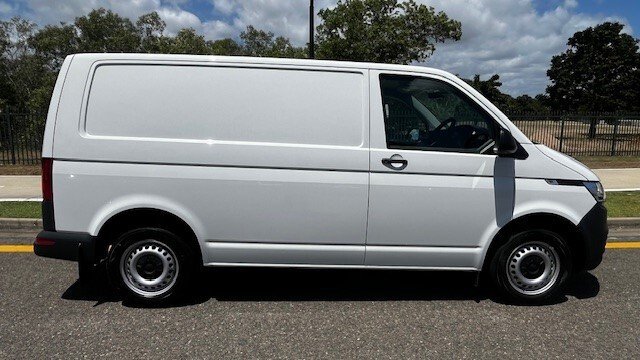 2024 Volkswagen Transporter TDI340