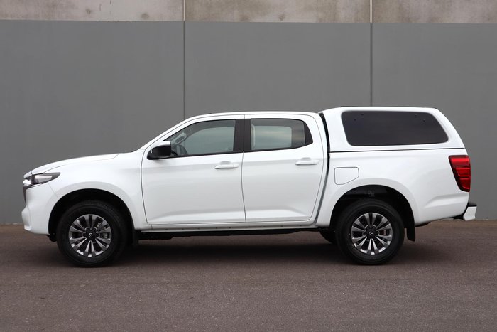 2024 Mazda BT-50 XT