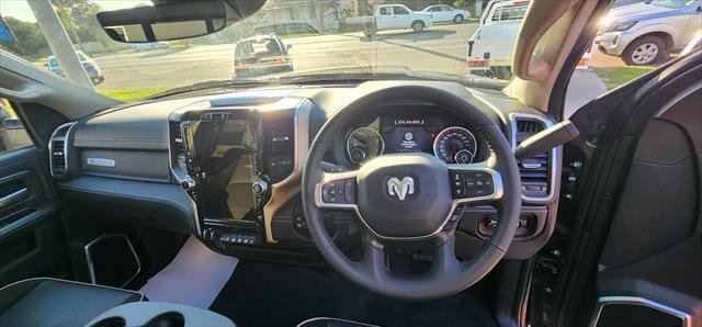 2023 RAM LARAMIE 2500 RAMBOX 2500 Laramie C/Cab R/Box Granite Crystal
