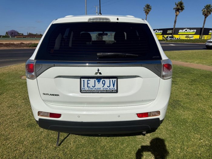 2012 Mitsubishi Outlander ES