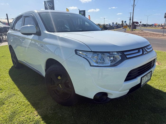 2012 Mitsubishi Outlander ES