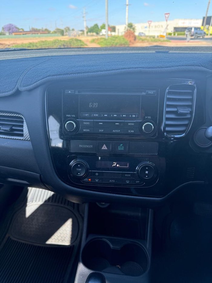 2012 Mitsubishi Outlander ES