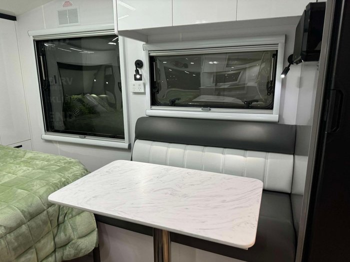 2024 Legend Trackline 15' Off-Road - $104 990 Special Offer $99 990