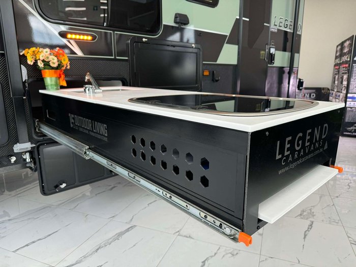 2024 Legend Trackline 15' Off-Road - $104 990 Special Offer $99 990