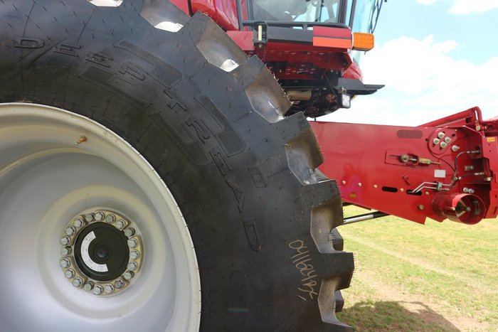 0 CASE IH 8250 Combine RED