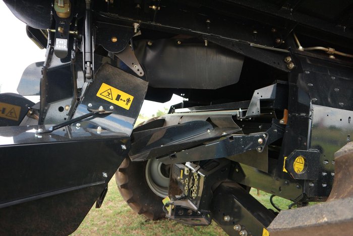 0 CASE IH 8250 Combine RED