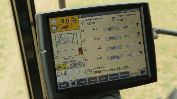 0 CASE IH 8250 Combine RED