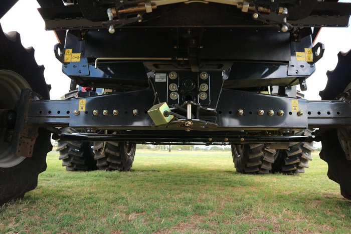 CASE IH 8250 Combine