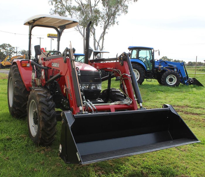 CASE IH Farmall Jxm 75 Tractor