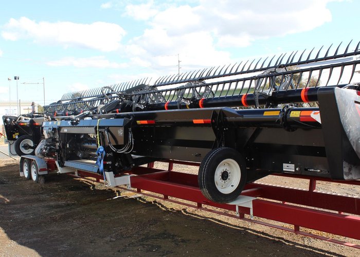 0 MacDon D140 Rigid Draper 40Ft Front Black