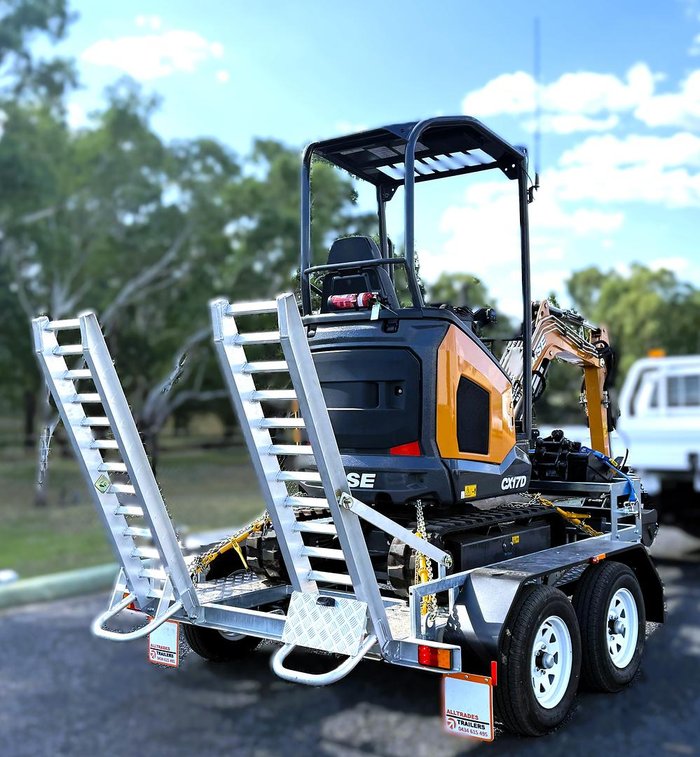 CASE CE Cx17d Mini Excavator, Trailer And Buckets