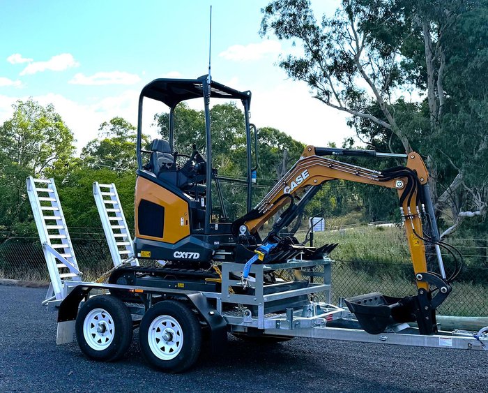 CASE CE Cx17d Mini Excavator, Trailer And Buckets