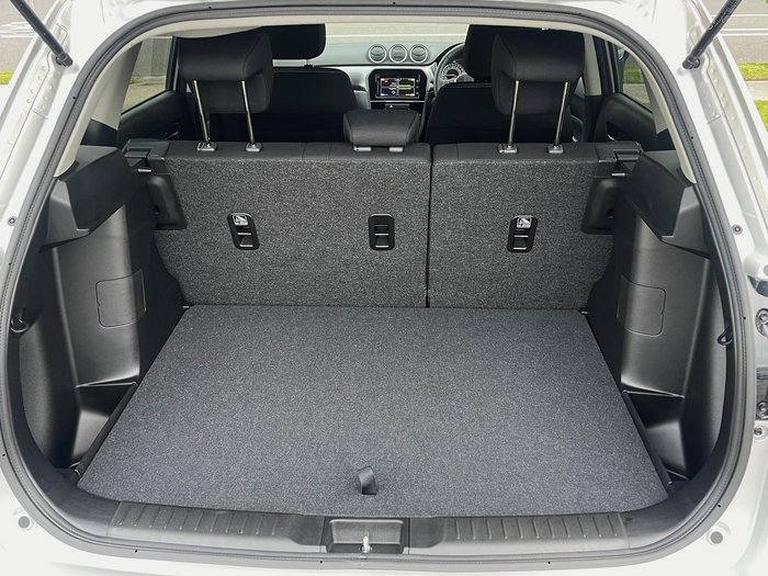 2024 Suzuki Vitara LY Series II Galactic Grey