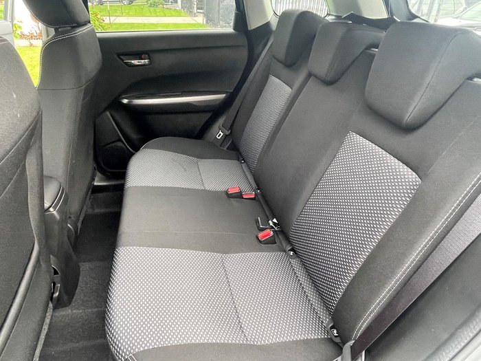 2024 Suzuki Vitara LY Series II Galactic Grey