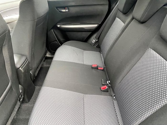 2024 Suzuki Vitara LY Series II Galactic Grey