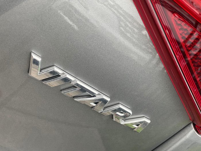 2024 Suzuki Vitara LY Series II Galactic Grey