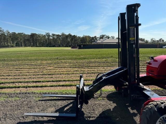 2016 Loadmac 825 Super Reach