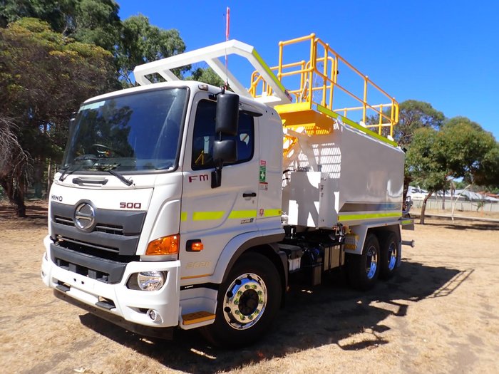 2024 Hino Fm 2628 ORH HINO FM 2628 WATER TRUCKS AVAILABLE NOW! White