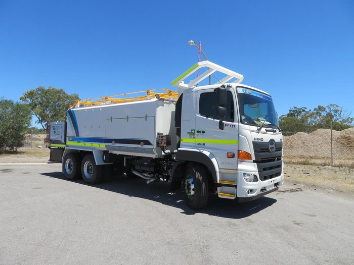2024 Hino Fm 2628 ORH HINO FM 2628 SERVICE TRUCKS AVAILABLE NOW! White