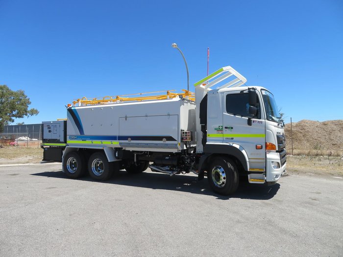 2024 Hino Fm 2628 ORH HINO FM 2628 SERVICE TRUCKS AVAILABLE NOW! White
