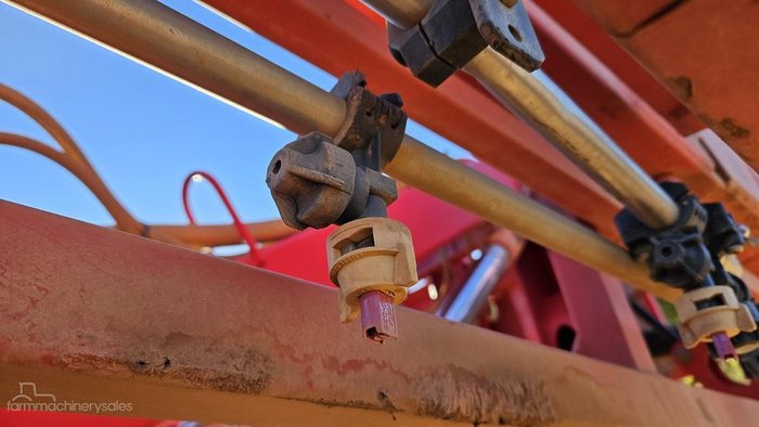 2011 CROPLANDS Pegasus 5030 Red