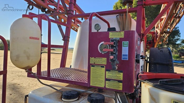2011 CROPLANDS Pegasus 5030 Red