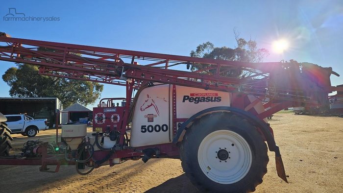 2011 CROPLANDS Pegasus 5030 Red
