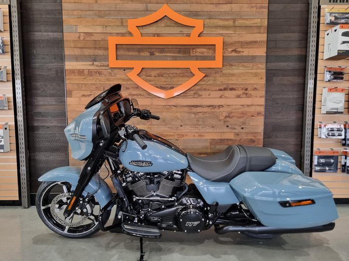 2024 Harley-Davidson Street Glide 117 (FLHX) Touring Blue
