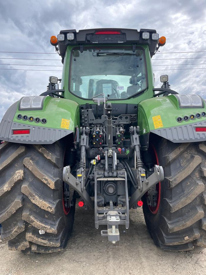 2024 Fendt 933 Gen7 Tractor