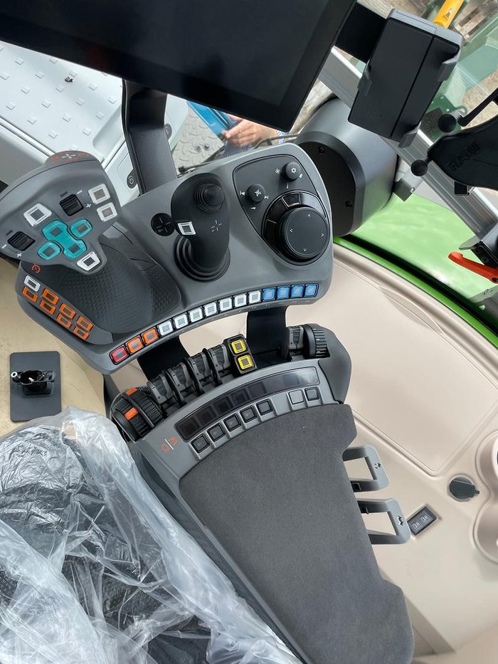 2024 Fendt 933 Gen7 Tractor