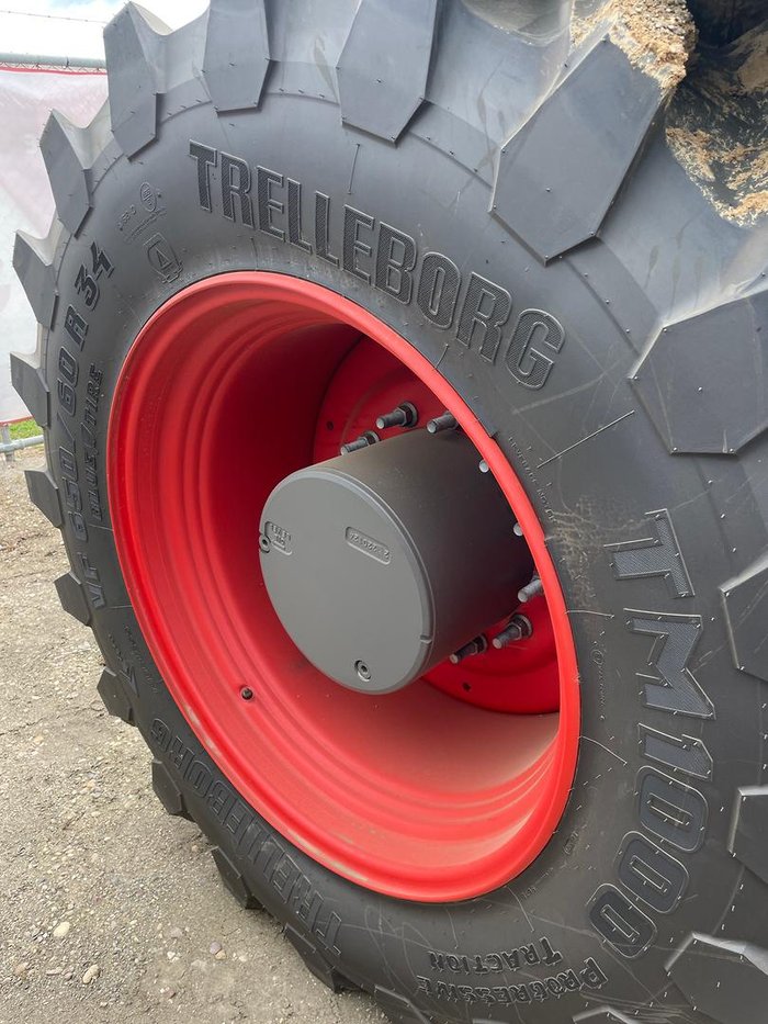 2024 Fendt 933 Gen7 Tractor