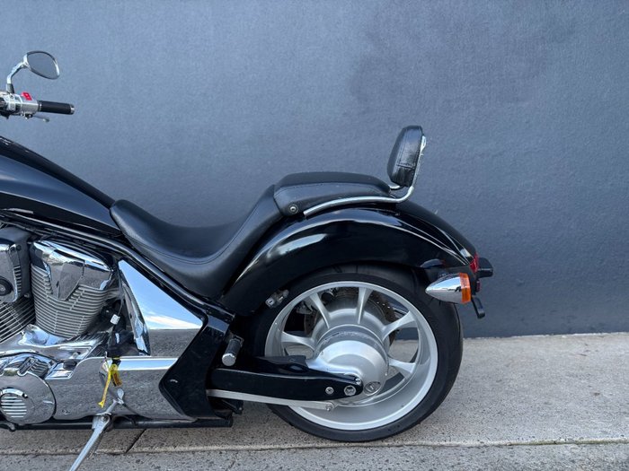 2010 Honda VT1300CX BLACK