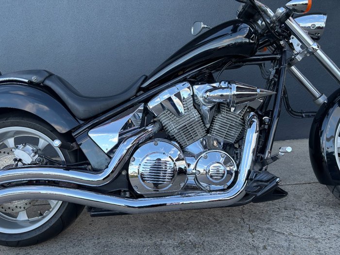 2010 Honda VT1300CX BLACK
