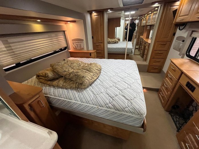 2007 Winnebago Classic 4094Sl