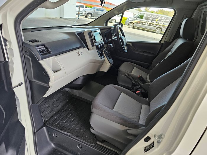 2019 TOYOTA HIACE LWB