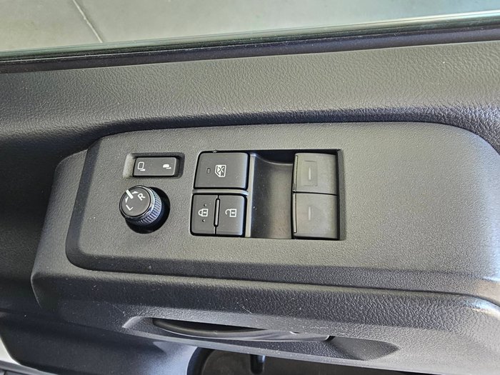 2019 TOYOTA HIACE LWB