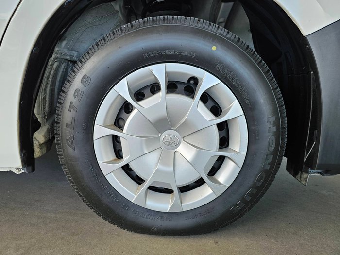 2019 TOYOTA HIACE LWB