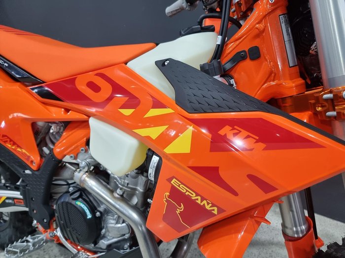 2025 KTM 500 EXC-F Six Days EXC-F Orange