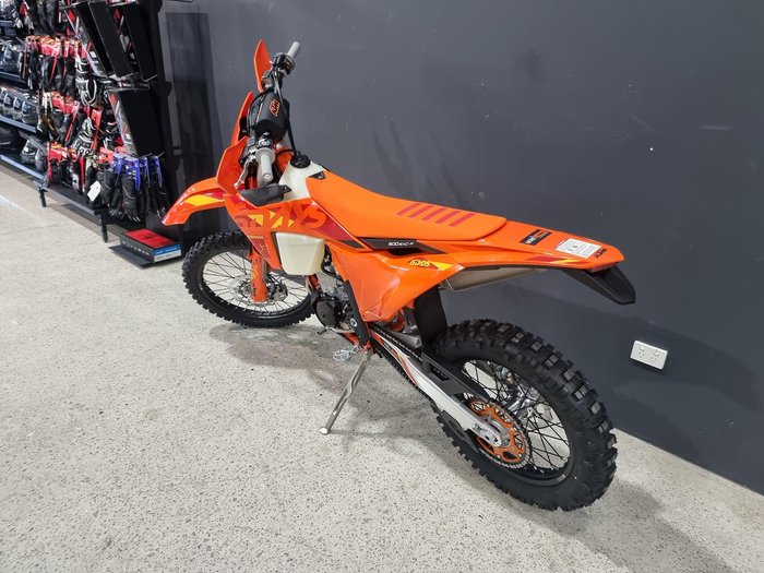 2025 KTM 500 EXC-F Six Days EXC-F Orange