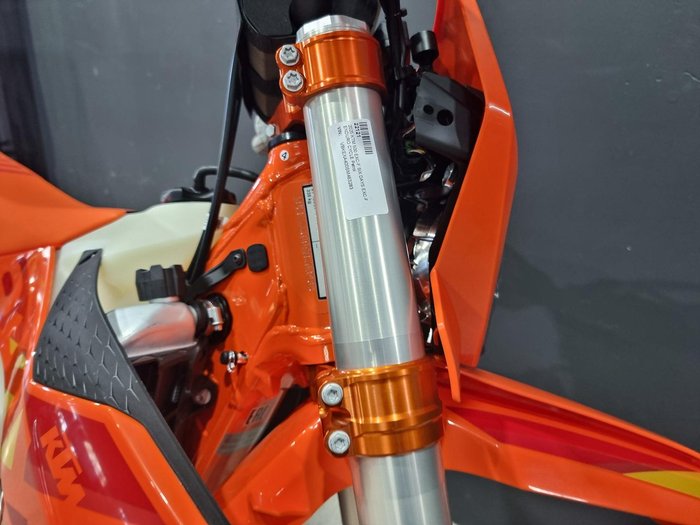 2025 KTM 500 EXC-F Six Days EXC-F Orange