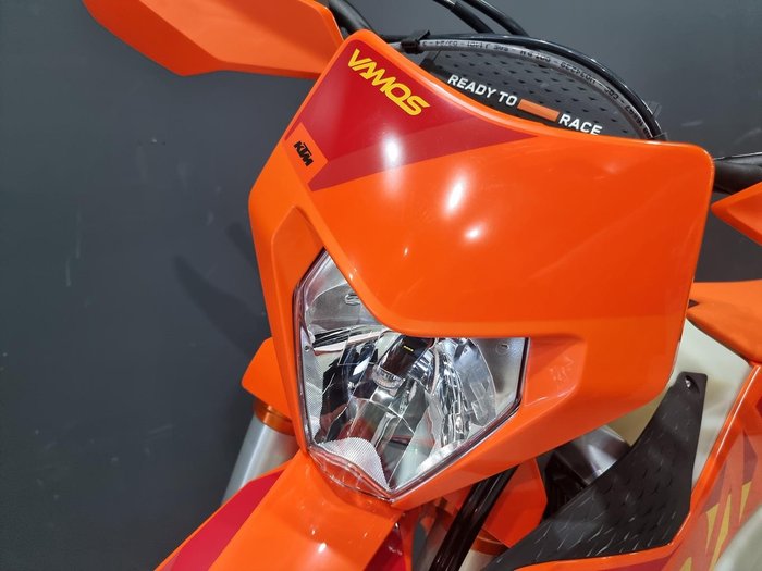 2025 KTM 500 EXC-F Six Days EXC-F Orange