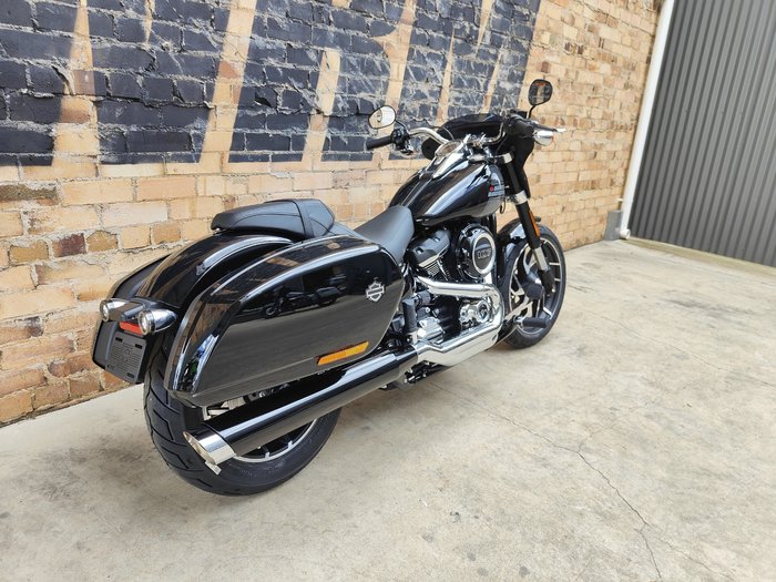 2024 HARLEY-DAVIDSON SPORT GLIDE 107 (FLSB) ROAD BLACK