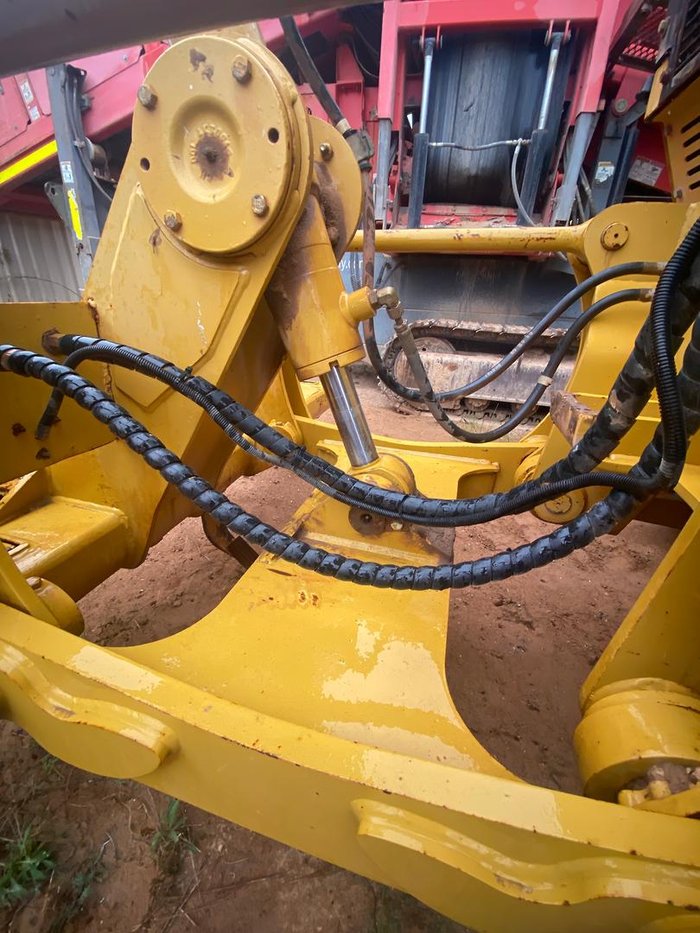 2008 Caterpillar 12M