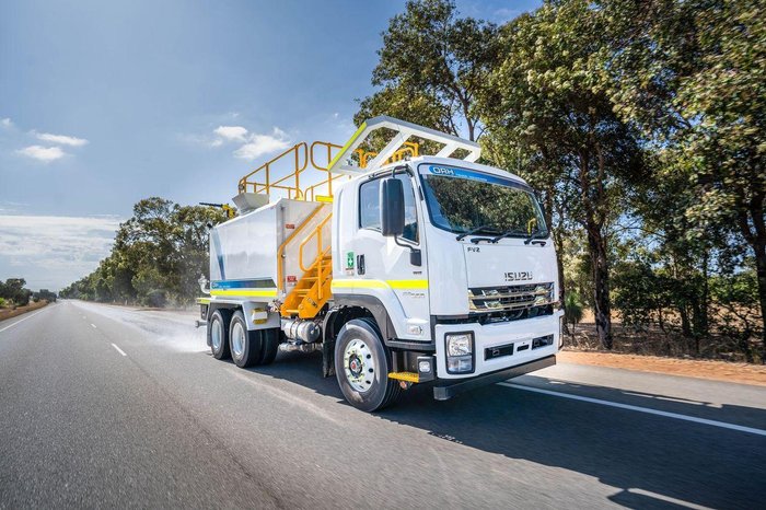 2025 Isuzu Fvz 260-300 F SERIES White